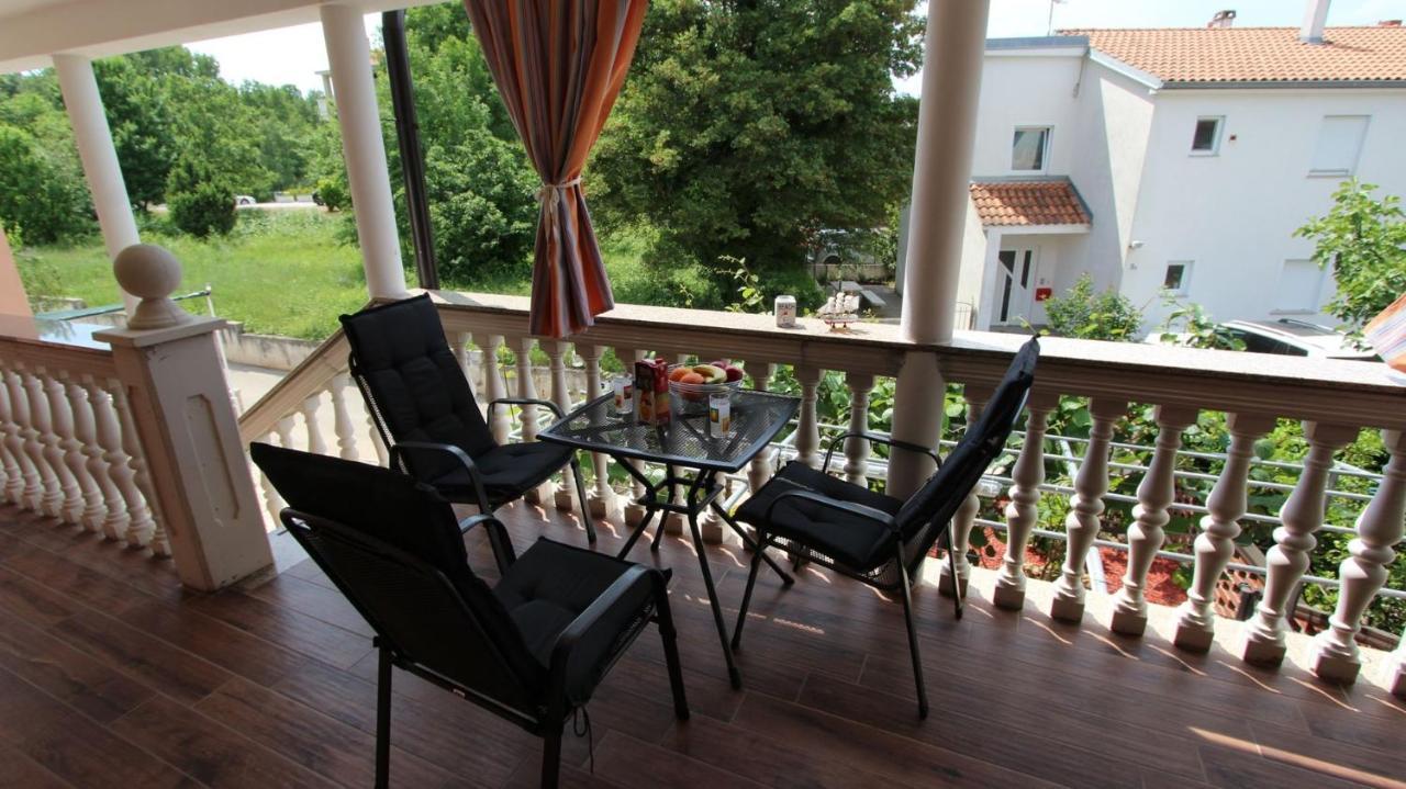 Apartment Kreslin فانتاسيسي المظهر الخارجي الصورة